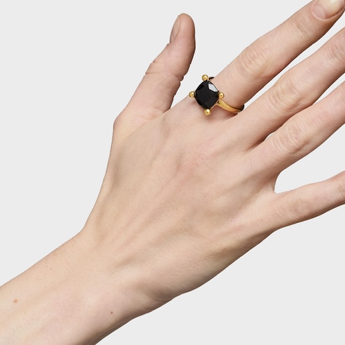 Medium 18kt gold plating over silver and onyx Ring Color Black